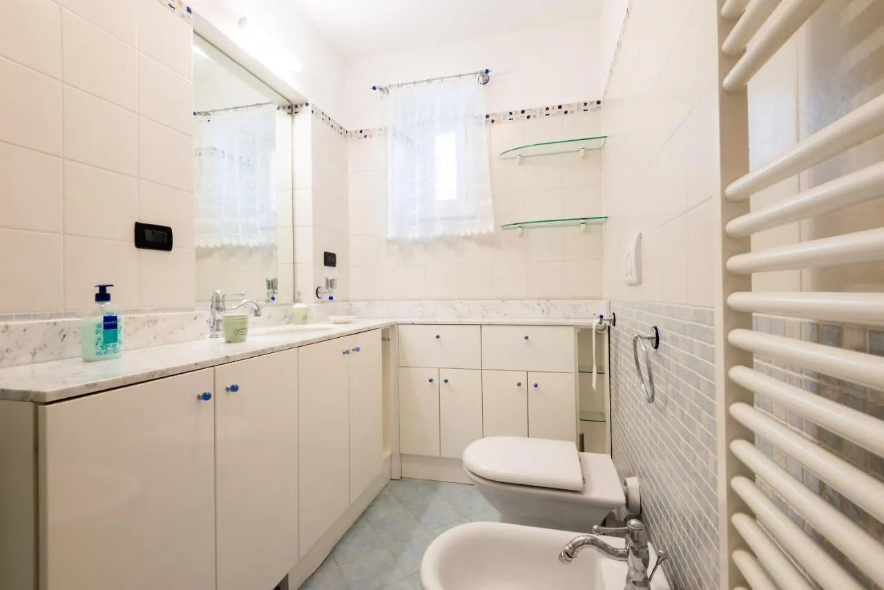 Апартаменты Waterfront House Генуя